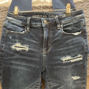 American Eagle Outfitters Women's Dark Blue Distressed Jeans